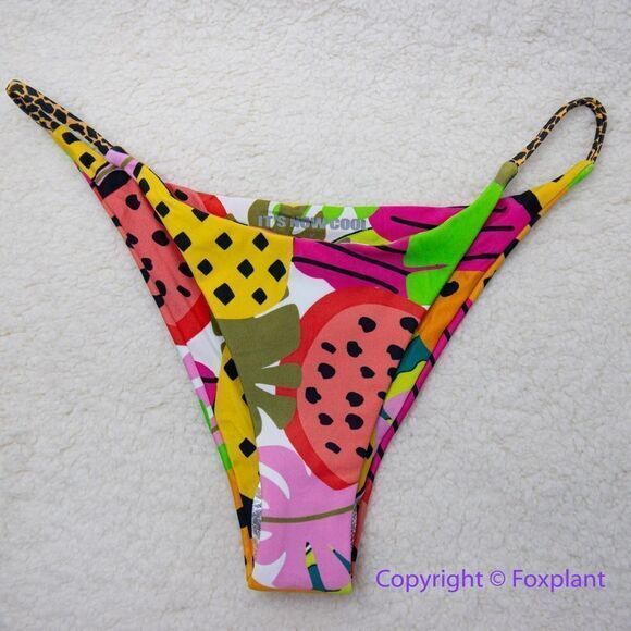 NEW It’s now cool  String Bikini Bottom cheeky thong in Tropicool, size M - Picture 6 of 12